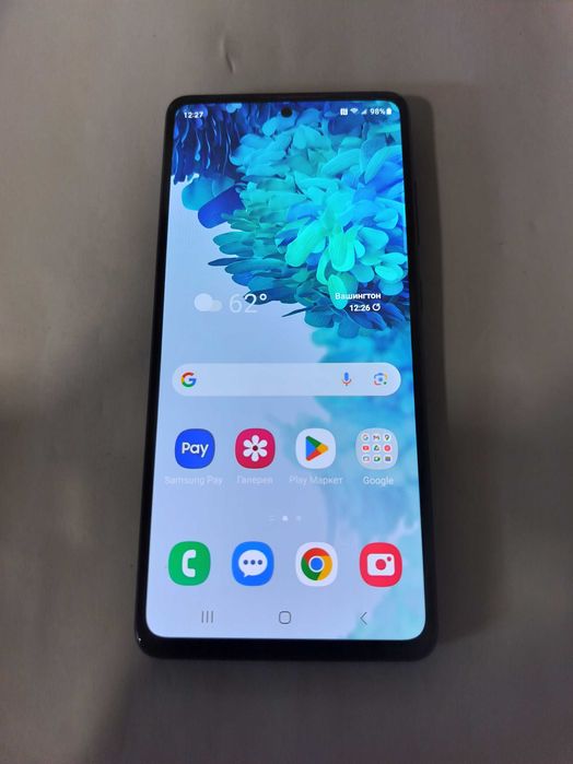 Телефон Samsung S20 FE 5G 6/128 Робочий з нюансом