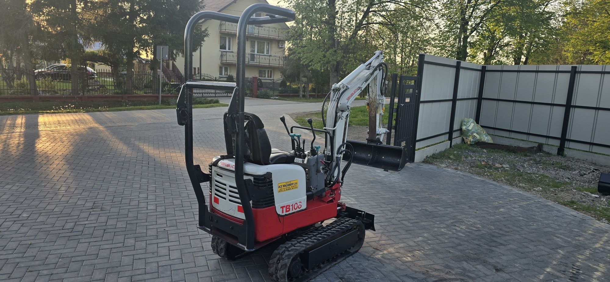 Minikoparka jcb 1100kg Wytulejowana Micro koparka Mocna