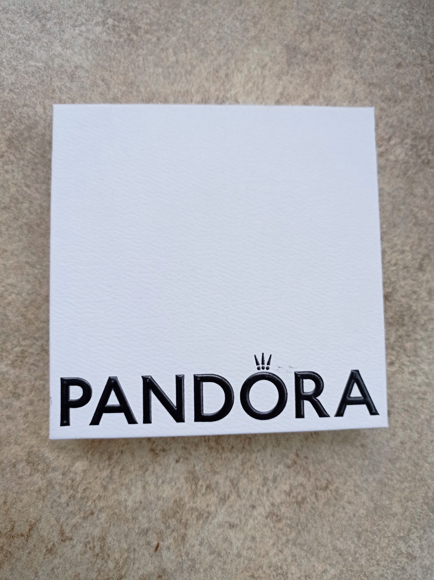 Pandora коробка подарочная