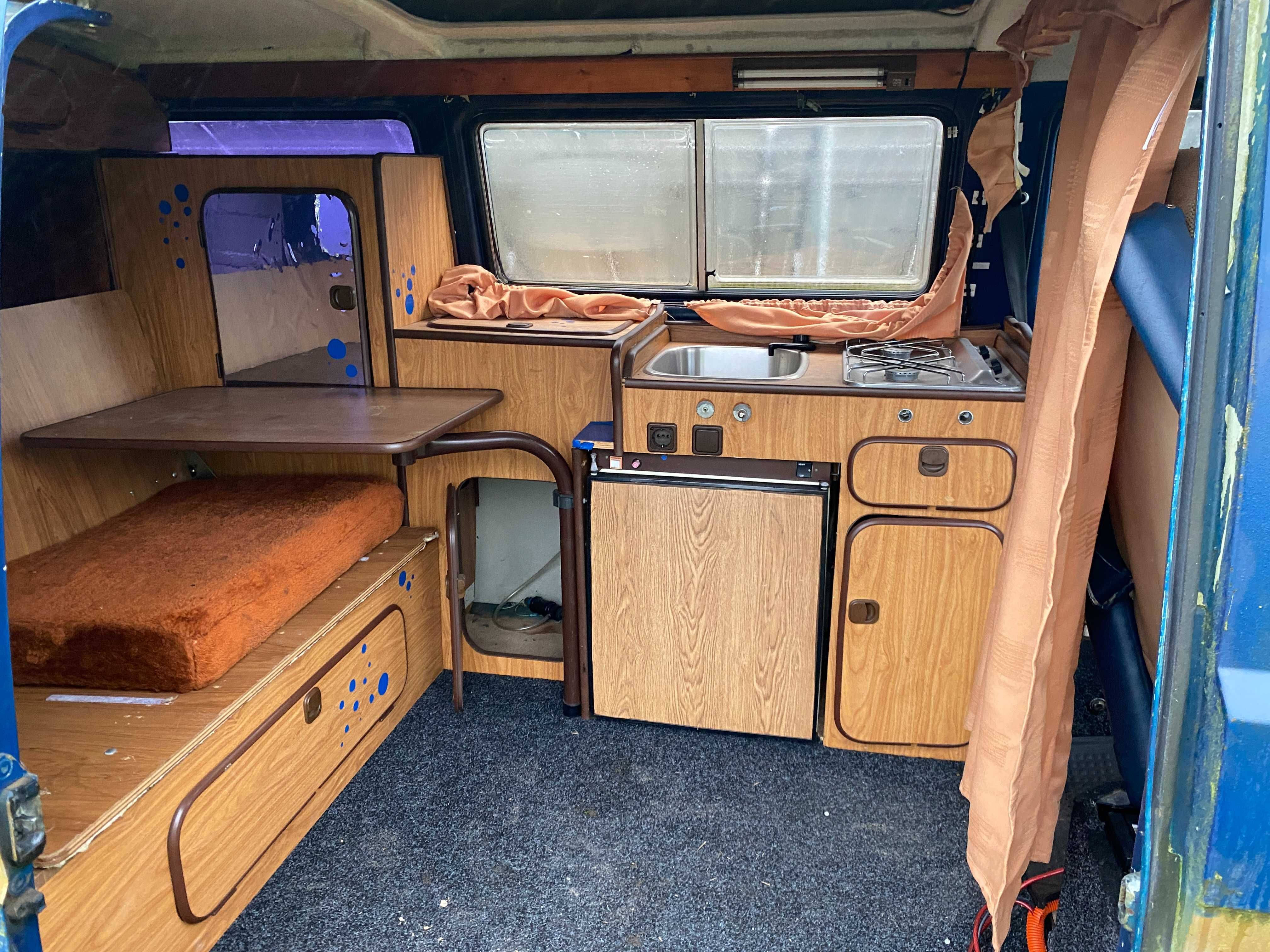 VW Wohmobil (camper)