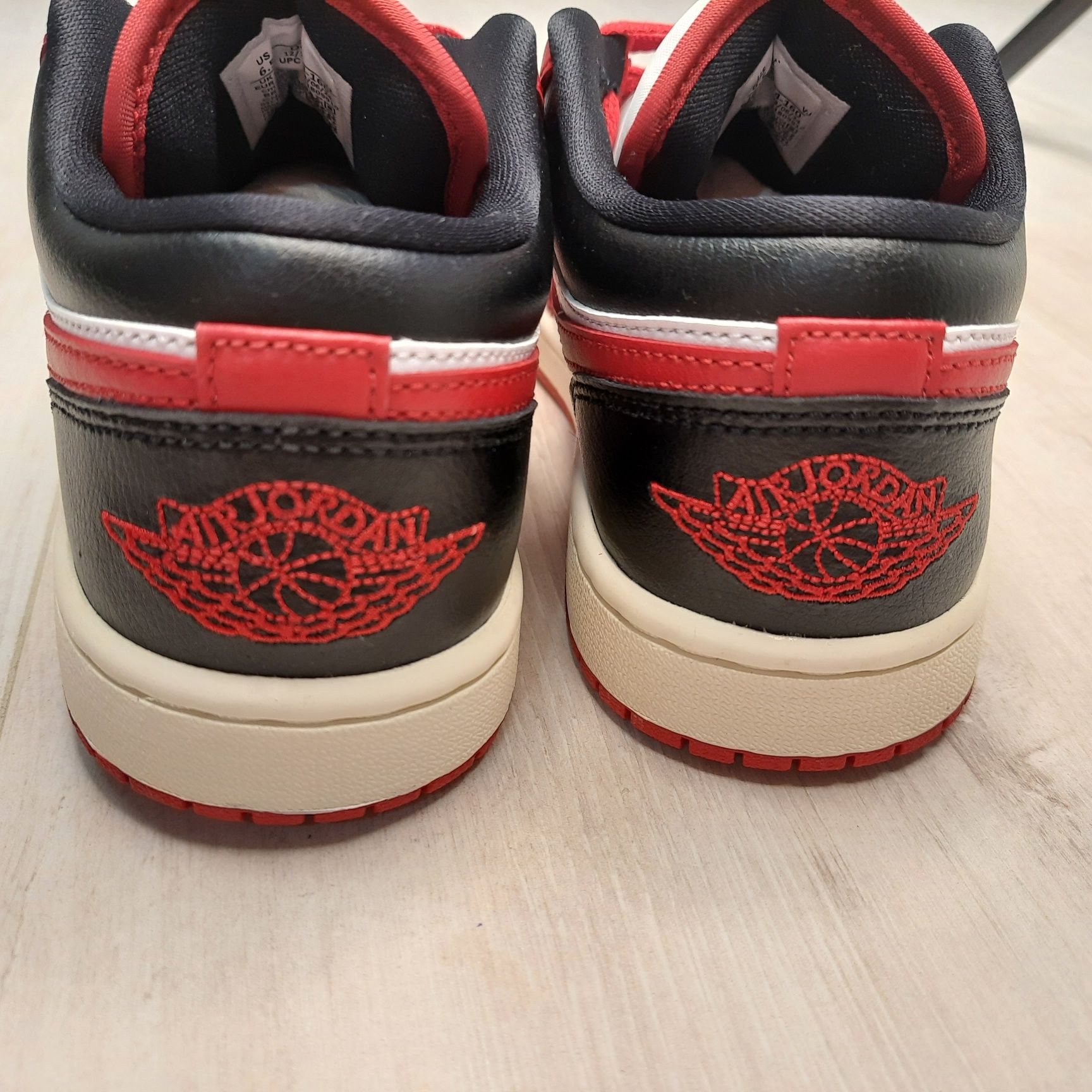 Кросівки Nike Air Jordan 1 Low Red/Black Dc0774-160