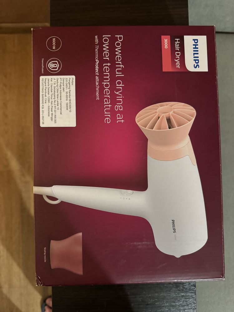 Продам фен Philips Hair Dryer 3000