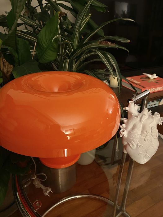 Candeeiro de mesa laranja Midcentury, Anos 70. Jarra Coração.