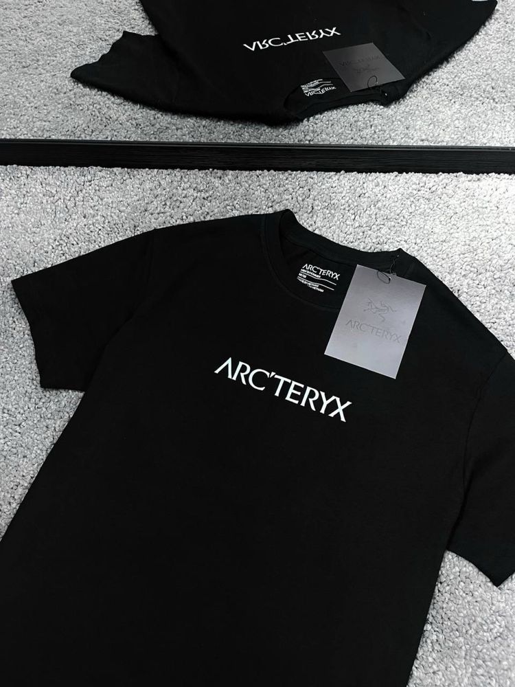 Скидка! Футболка Arcteryx с бирками