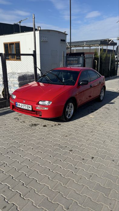 Mazda 323 F 1.5 16 V