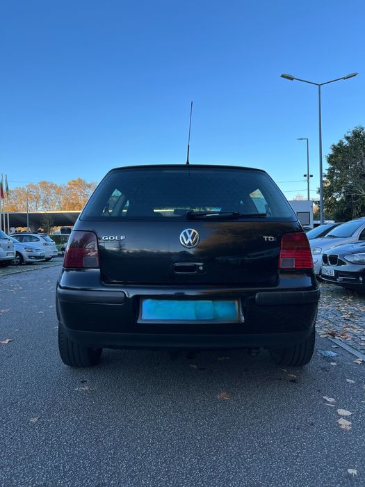 Volkswagen Golf 4 • 1.9 TDI 90cv • 1999 • Muito Estimado