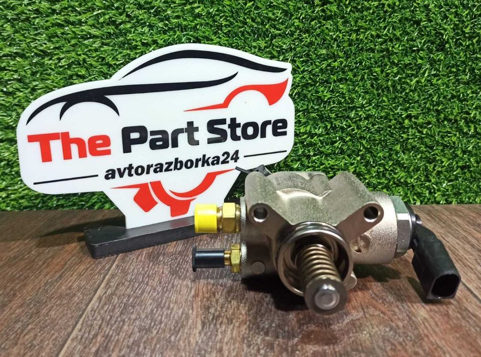 Паливний насос ТНВД 2.0 FSI 06F127025B Фольксваген паливна