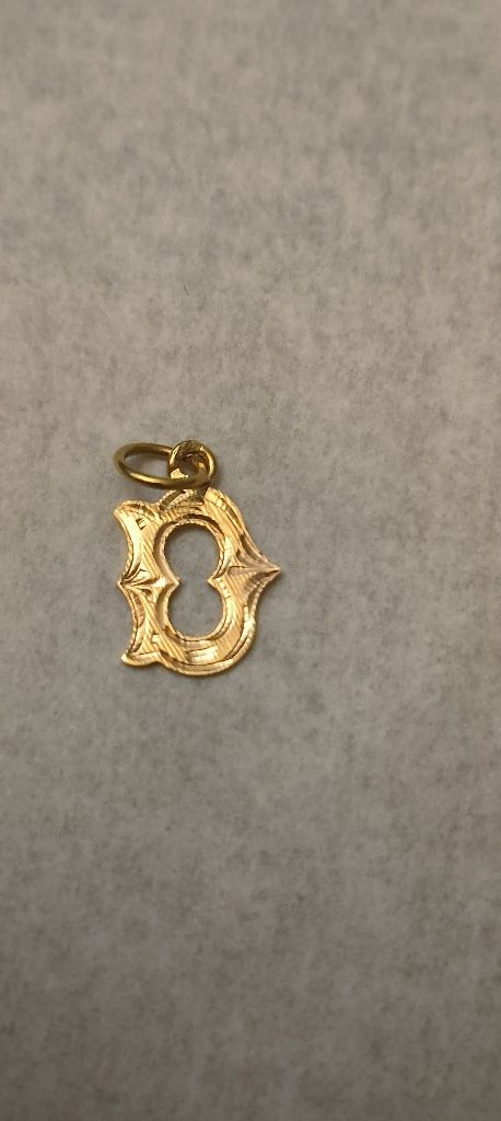 Pendente Letra D em ouro