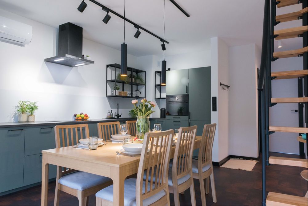 Apartament z widokiem na góry i las – 65 m² + poddasze i wyposażenie!