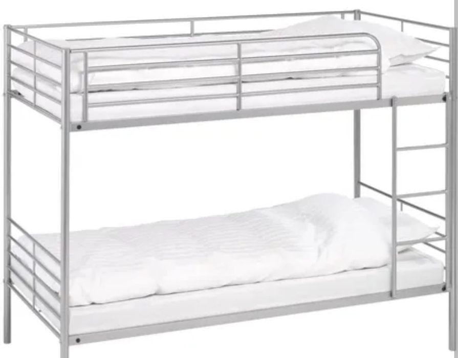 Sprzedam łóżko piętrowe