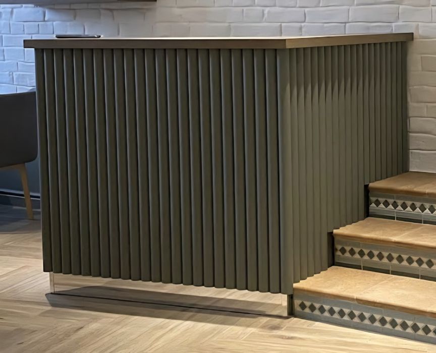 Продам стійку рецепшен