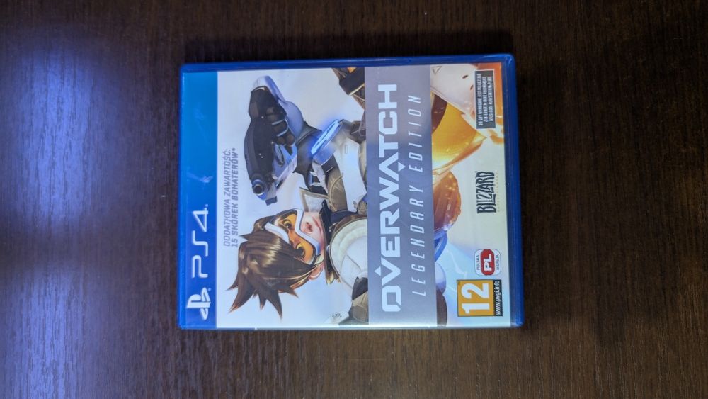 PS4 Pro, 1TB stan: Bardzo Dobry