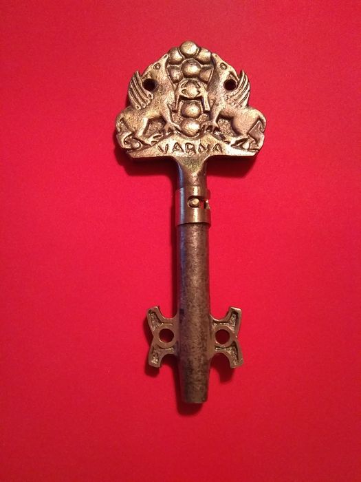 Otwieracz do butelek pamiątkowy Varna