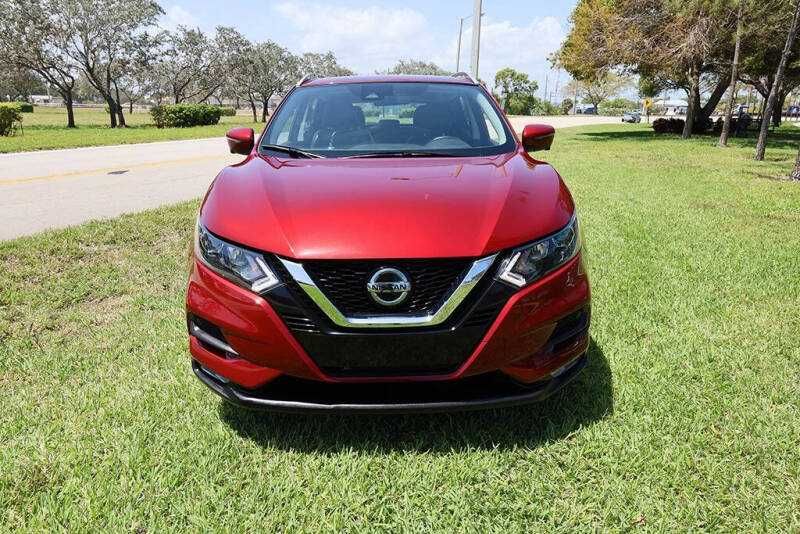 Nissan Rogue Sport SV 2021