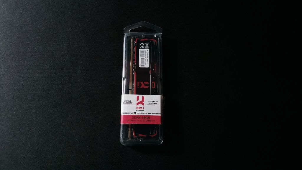 Pamięć RAM Goodram IRDM X DDR4 16GB 3200MHz CL16
