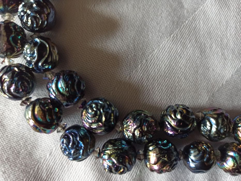 Vintage Prześliczny naszyjnik z paciorków z opalizującego szkła