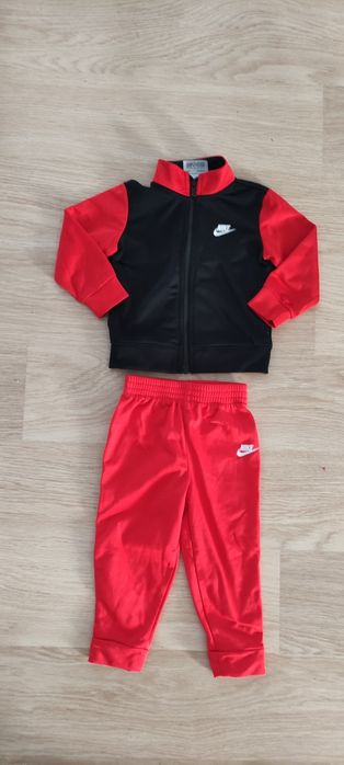 Dres Nike dla chłopca r80-86