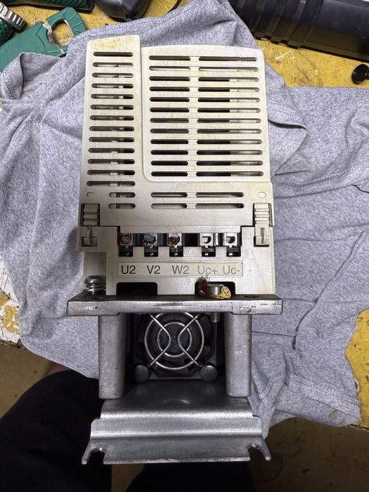 Falownik ABB ACS 141-4K1-1-C  230 volt