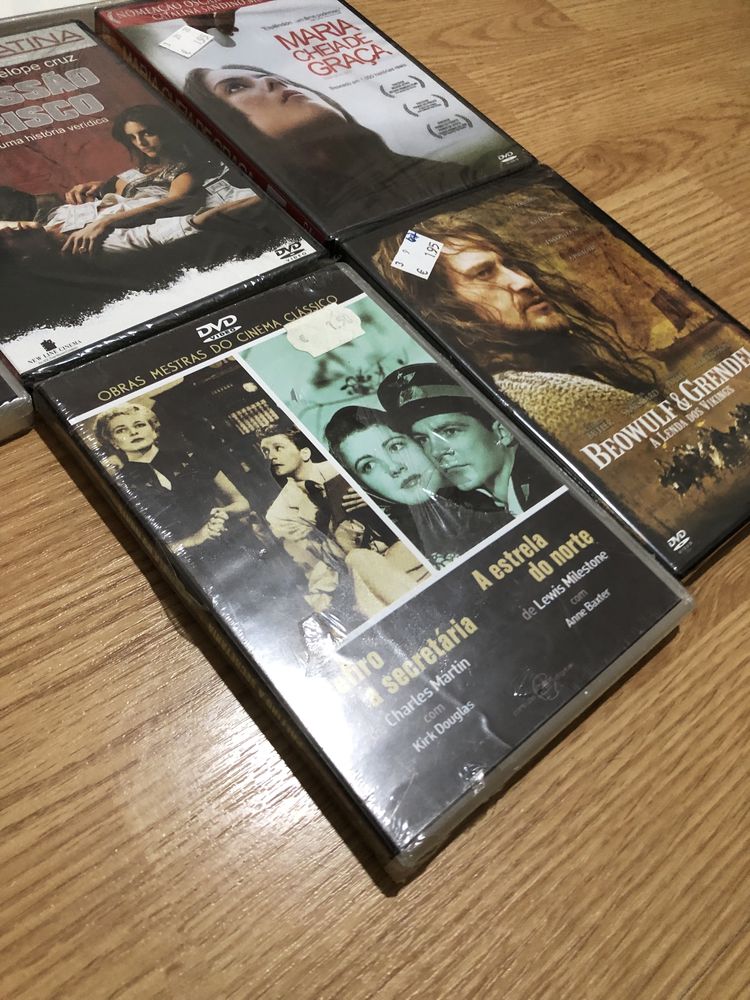 DVDs variados e novos