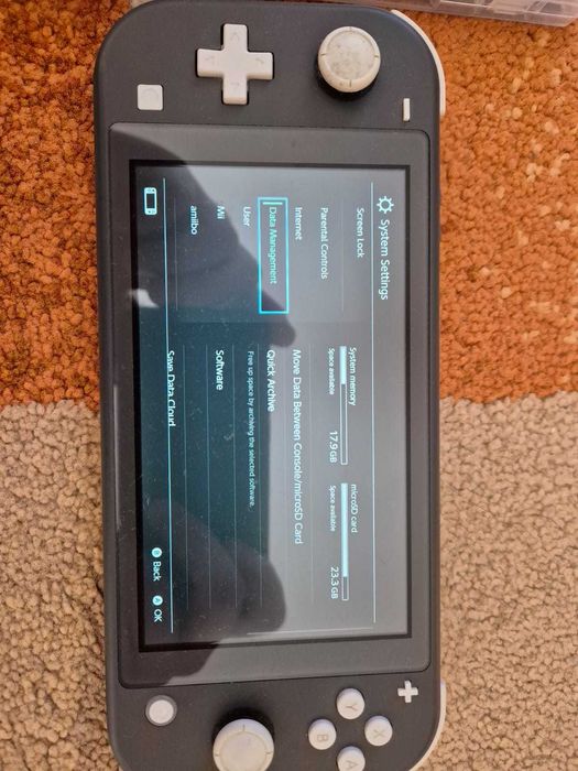 Nintendo Switch Lite mais jogos e cartão de memória