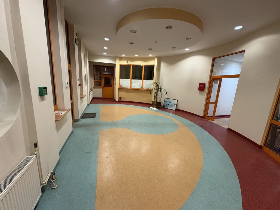 Do wynajecia lokal 264 m2 klinika,siedziba firmy,obsluga klienta,biura