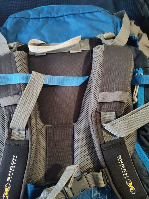 Mochila Forclaz 50, shock absorver
