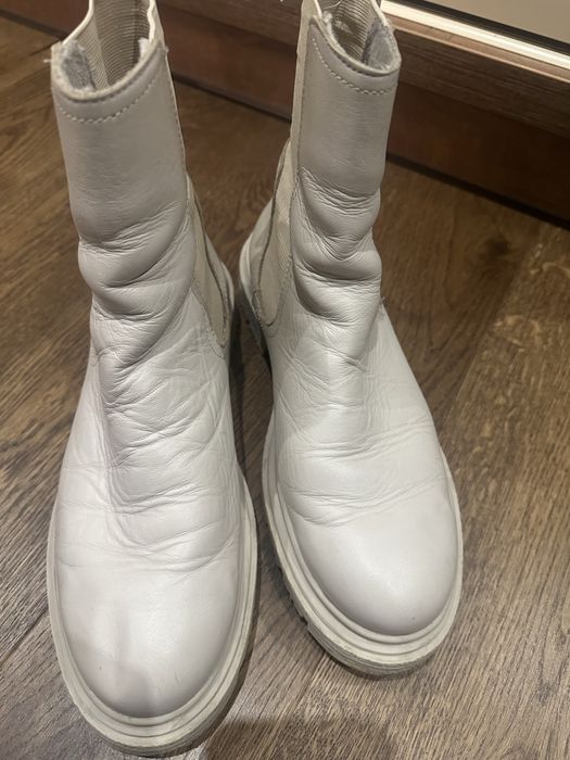 Осінні чоботи челсі шкіряні