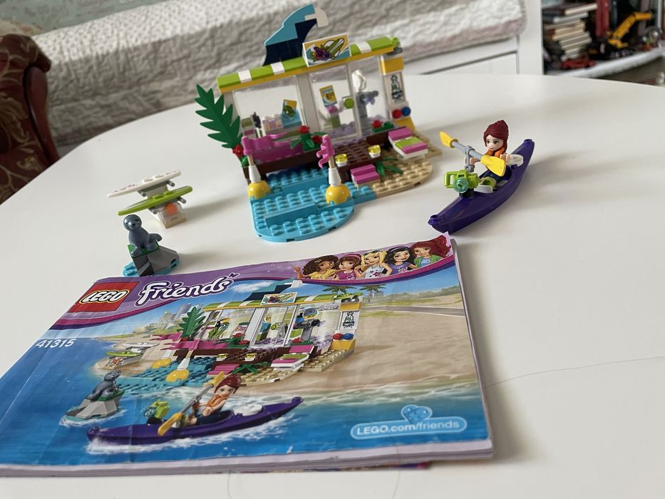 Lego Friends «Серф-станція»
