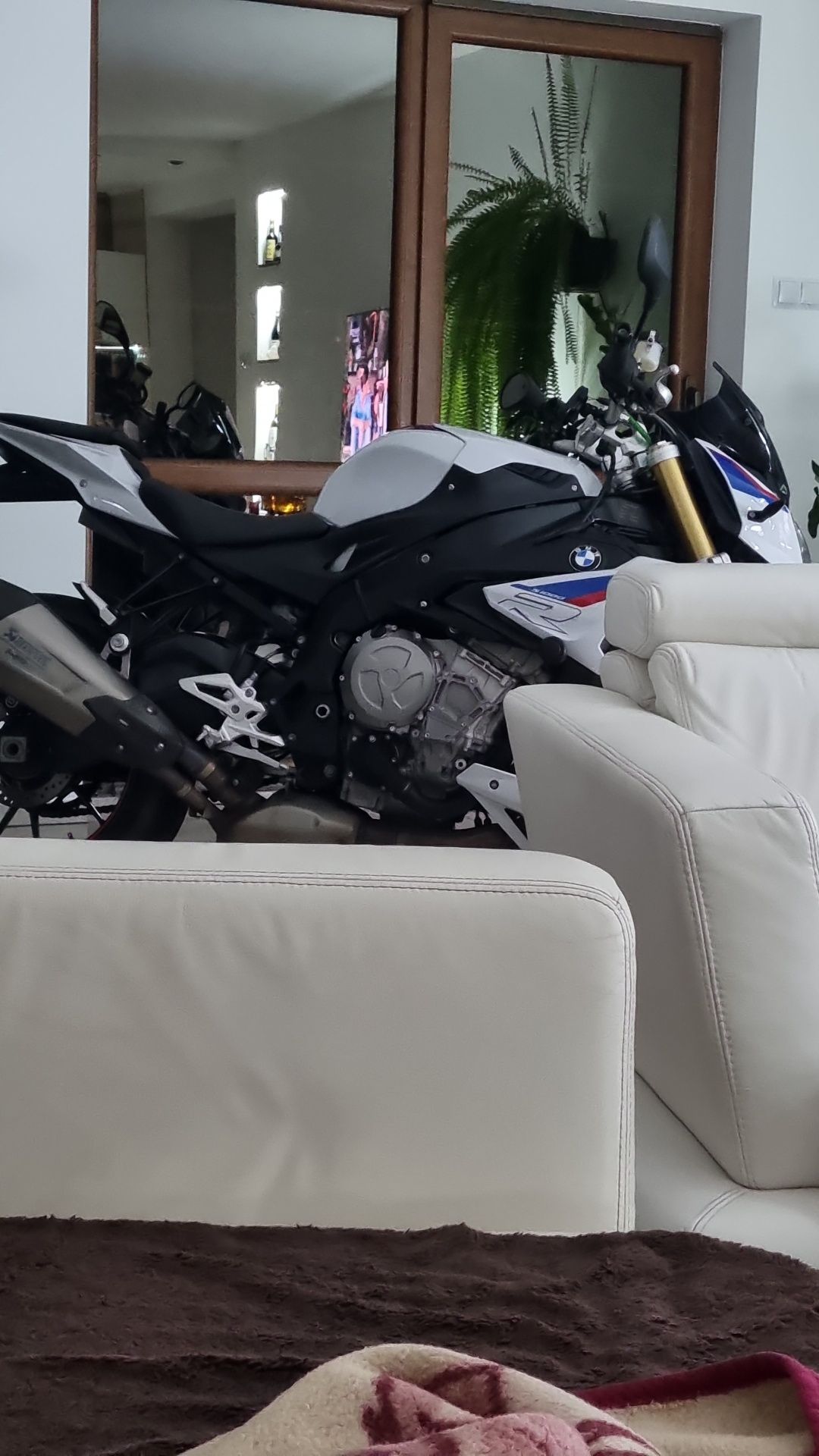BMW s1000r jak nowy