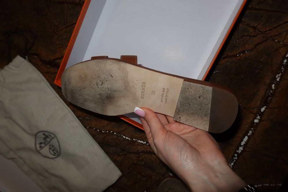 Оригінальні шльопанці Hermès (37-38 розмір)