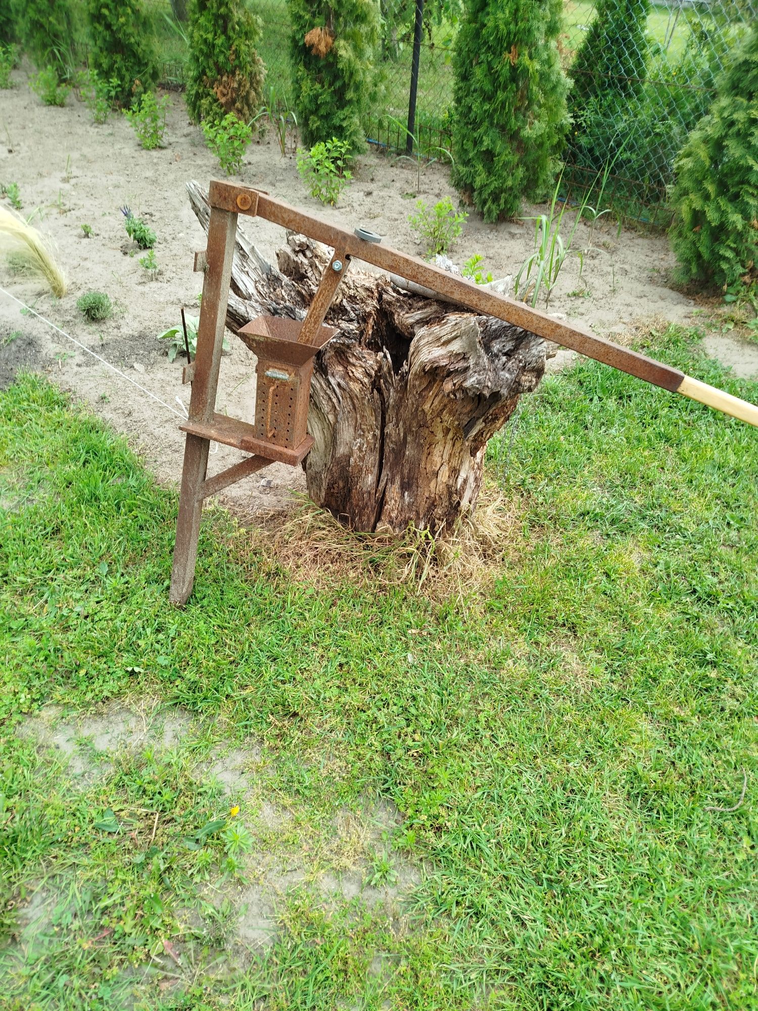 Praska ręczna do robienia brykietu