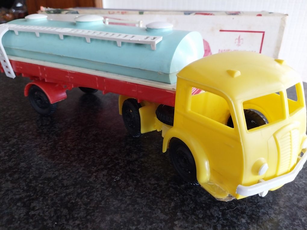 Brinquedos anos 50