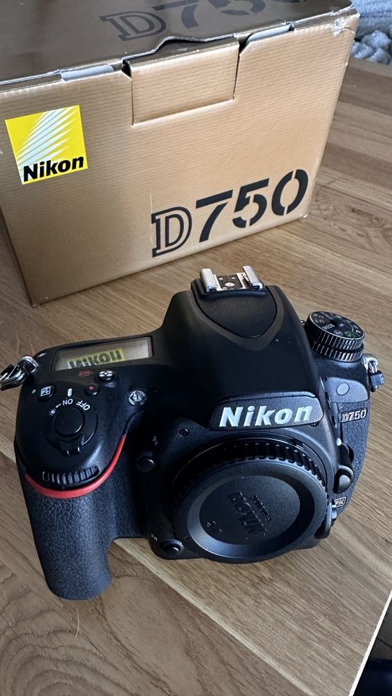 Aparat Nikon d750