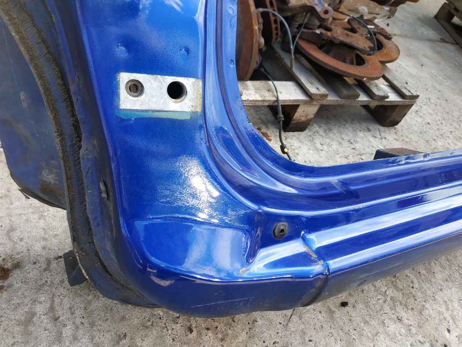 Fiat/Alfa/Lancia Punto 05- центральна стійка LH KL1357 KL1357