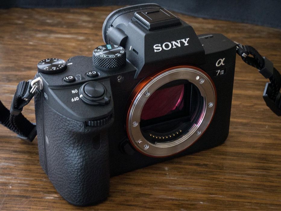 Sony A7 III - nova