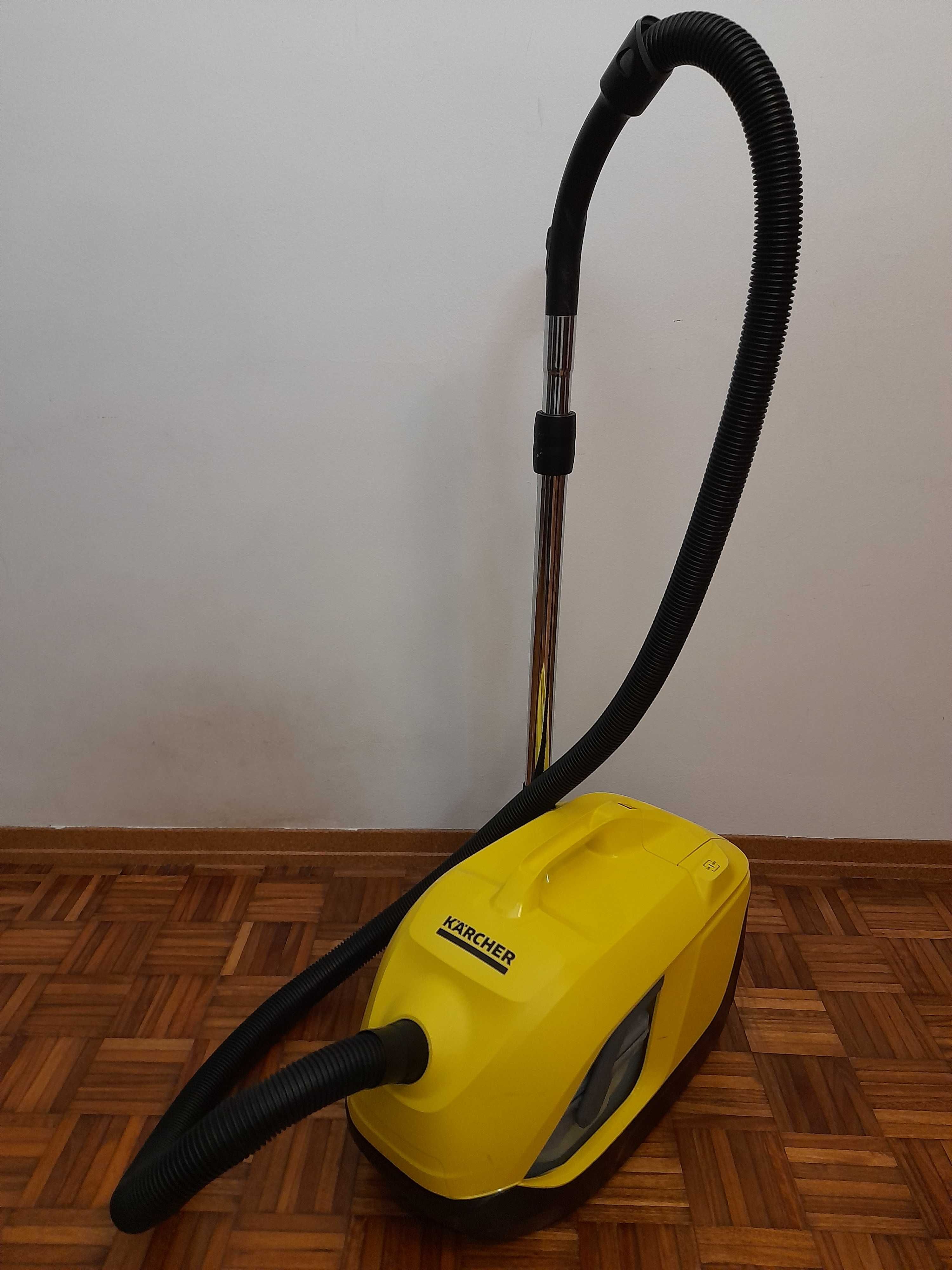 Aspirador com filtro de agua KARCHER