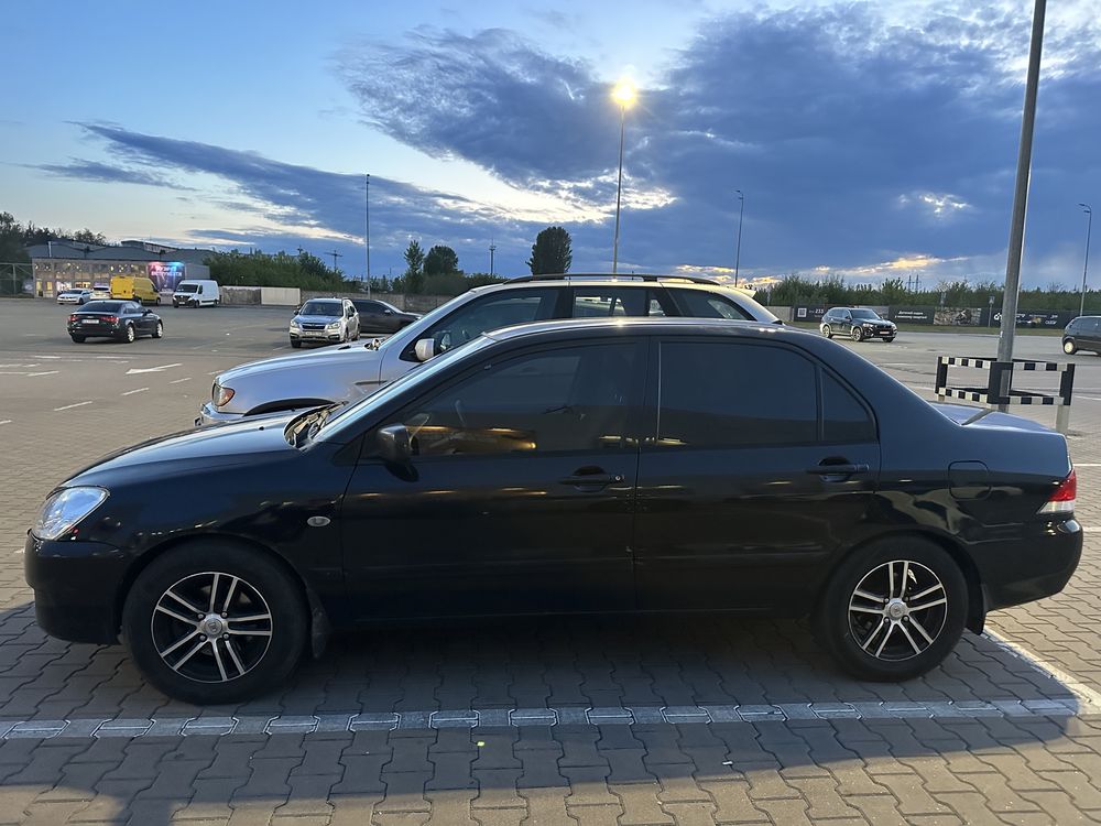 Mitsubishi Lancer 9