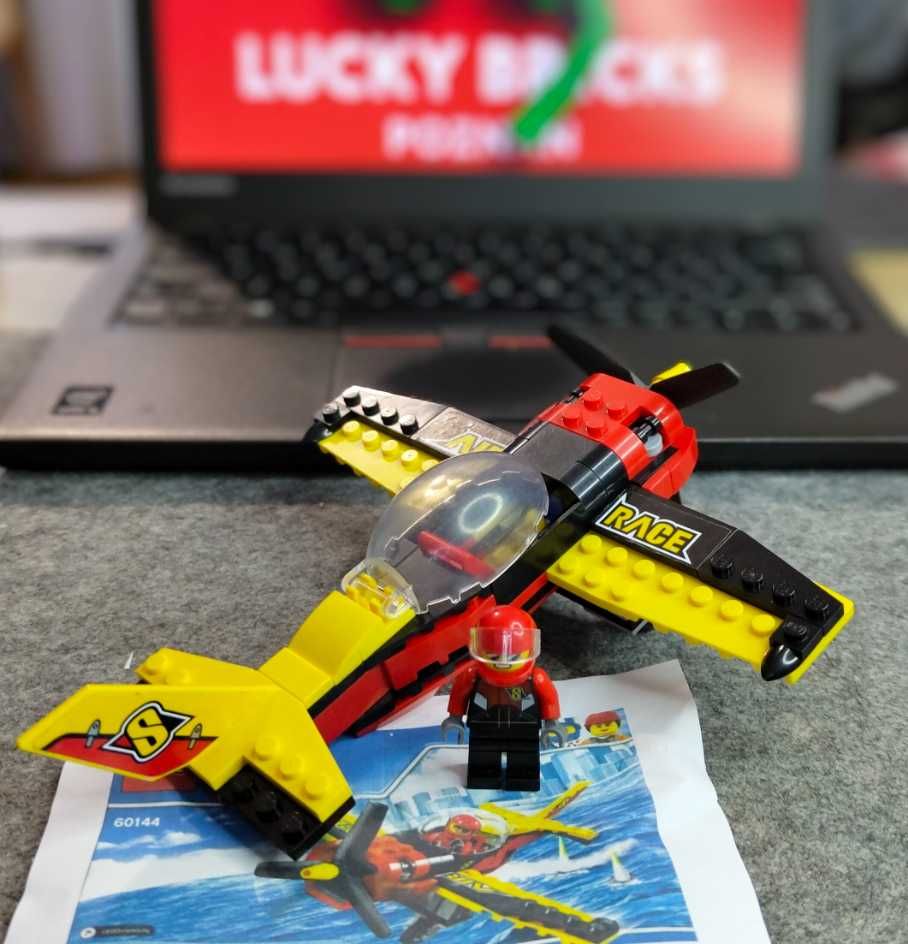 Klocki Lego City Samolot wyścigowy 60144