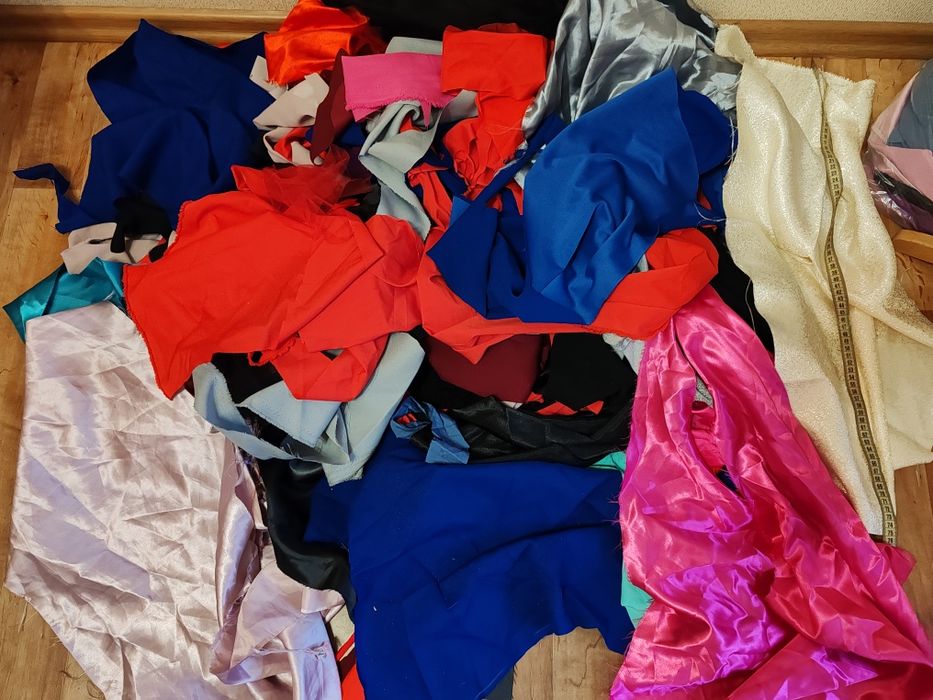 Пакет великий з лоскутками для рукоділля