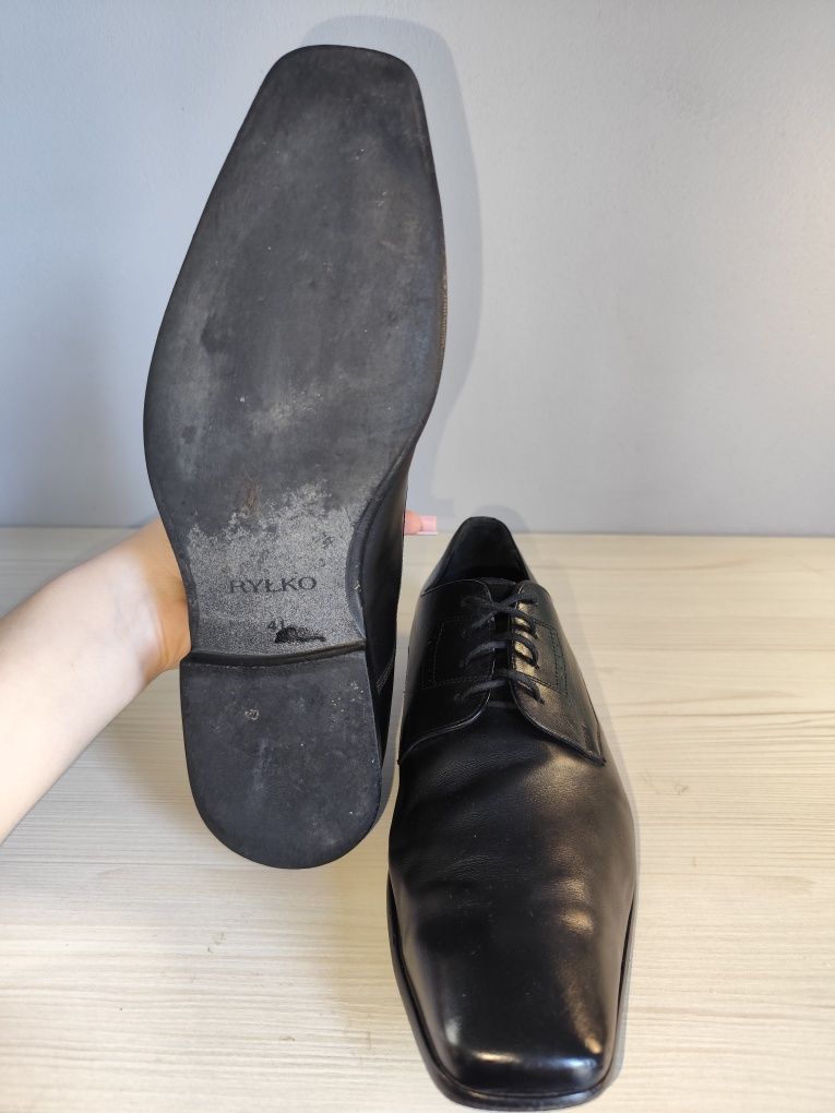 Eleganckie skórzane mokasyny męskie 41