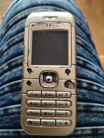 Nokia 6030 z ładowarką