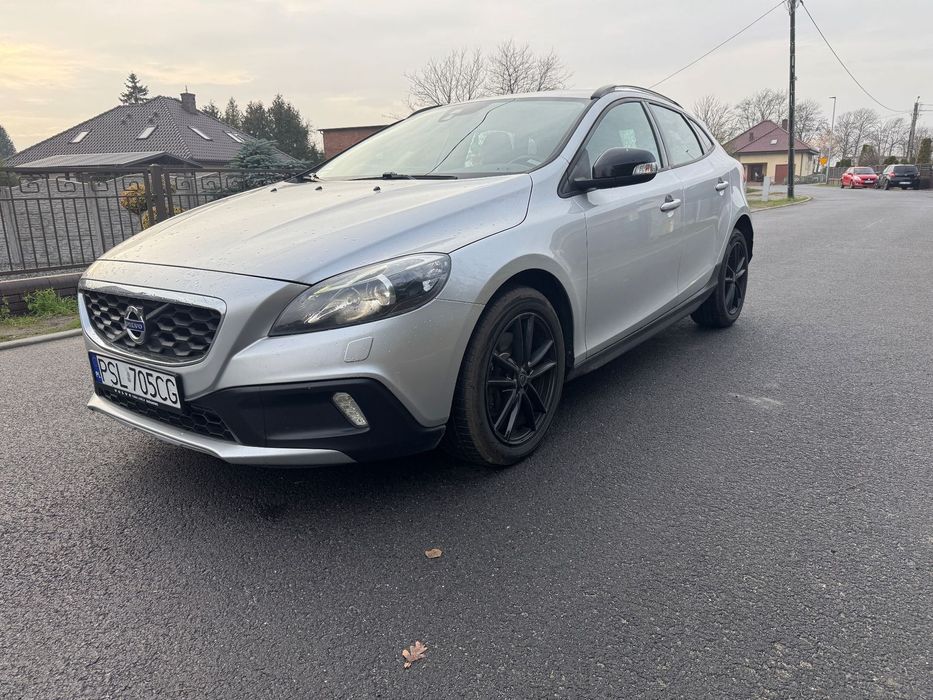 Volvo V40 2,0 diesel (150KM) automat, navi, klima, tempomat