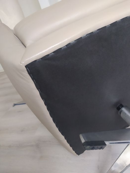 Fotel obrotowy skóra