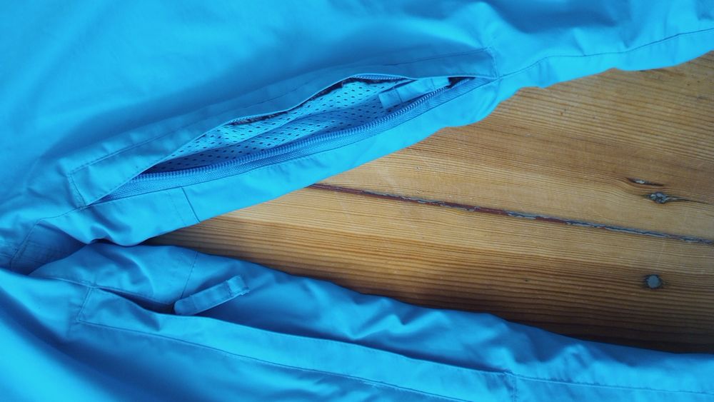 Szalone spodnie snowboardowe Volcom dla odważnych miłośniczek zimy!