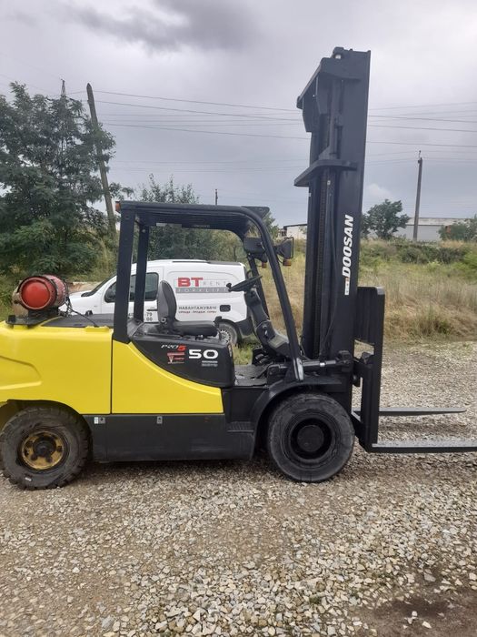 Doosan газовий навантажувач 5000 кг 2007