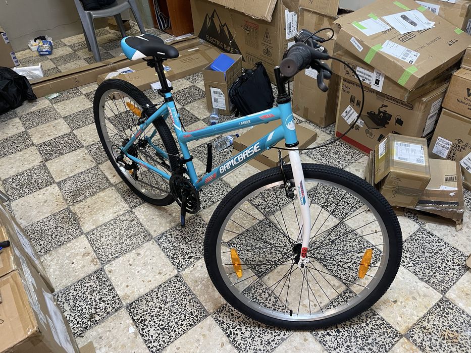 Bicicleta nova em caixa