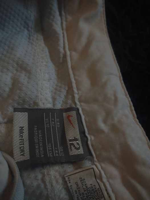 Дуже гарні штанці найк з підкладом