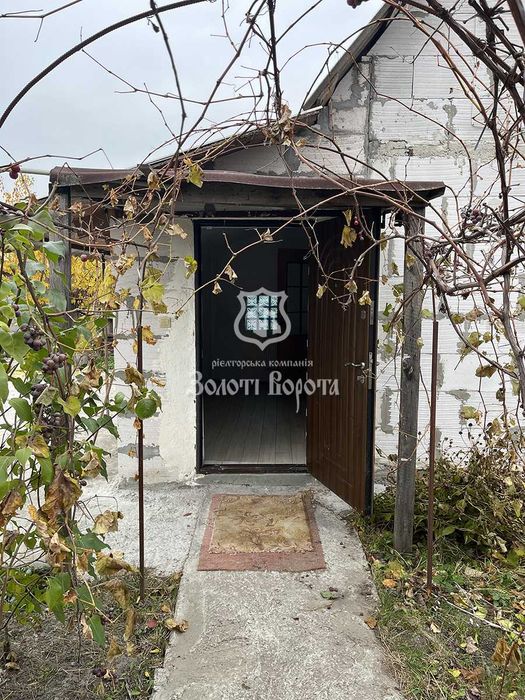 Будинок, 2 поверхи, ділянка - 6 соток. Гарний стан. Бориспільський р-н