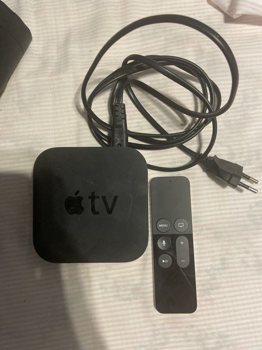 Apple TV Box Semi-Nova com Comando – Aceito Troca
