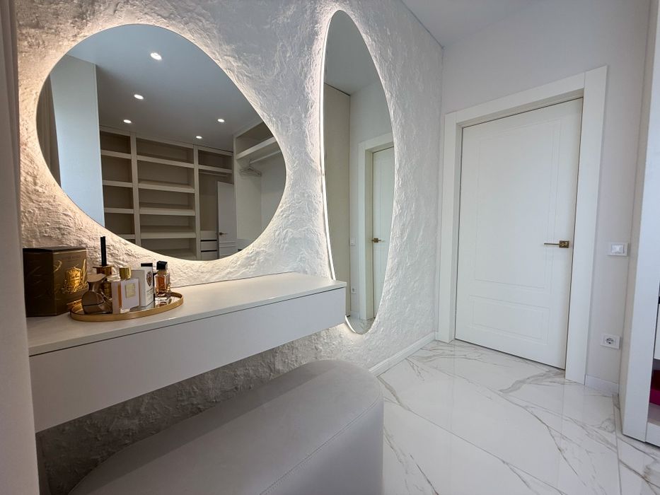 Будинок з ремонтом, єОселя